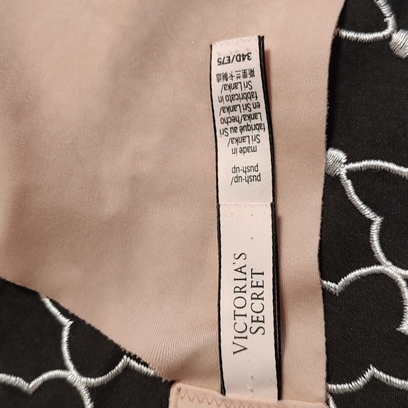 💕GUC Victoria's Secret Ladie's Infinity Flex Push Up Underwire, Baby Pink, 34D - Picture 10 of 12